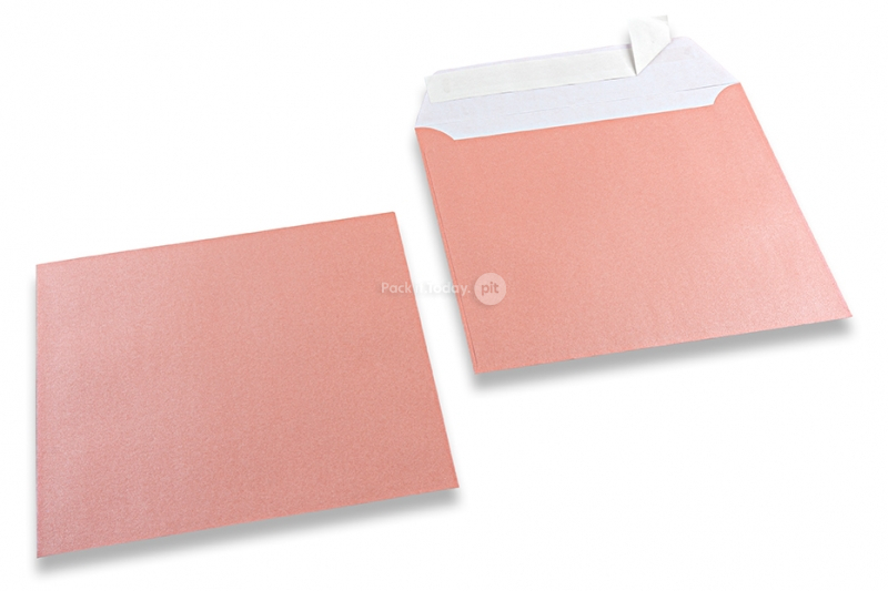 Babylyserøde kuverter med perlemorseffekt - 155 x 155 mm