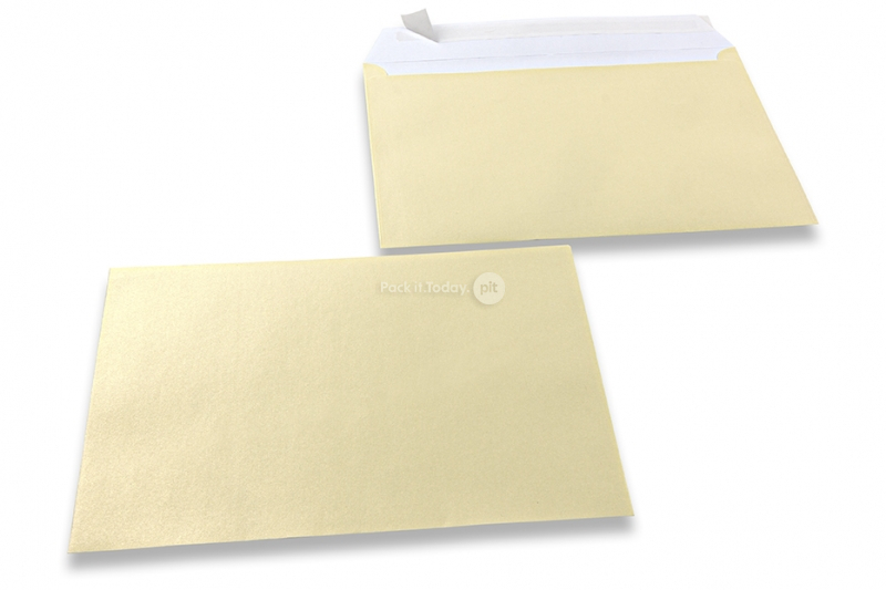Champagnefarvede kuverter med perlemorseffekt - 162 x 229 mm