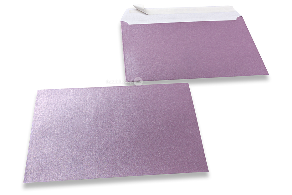 Lillafarvede kuverter med perlemorseffekt - 162 x 229 mm